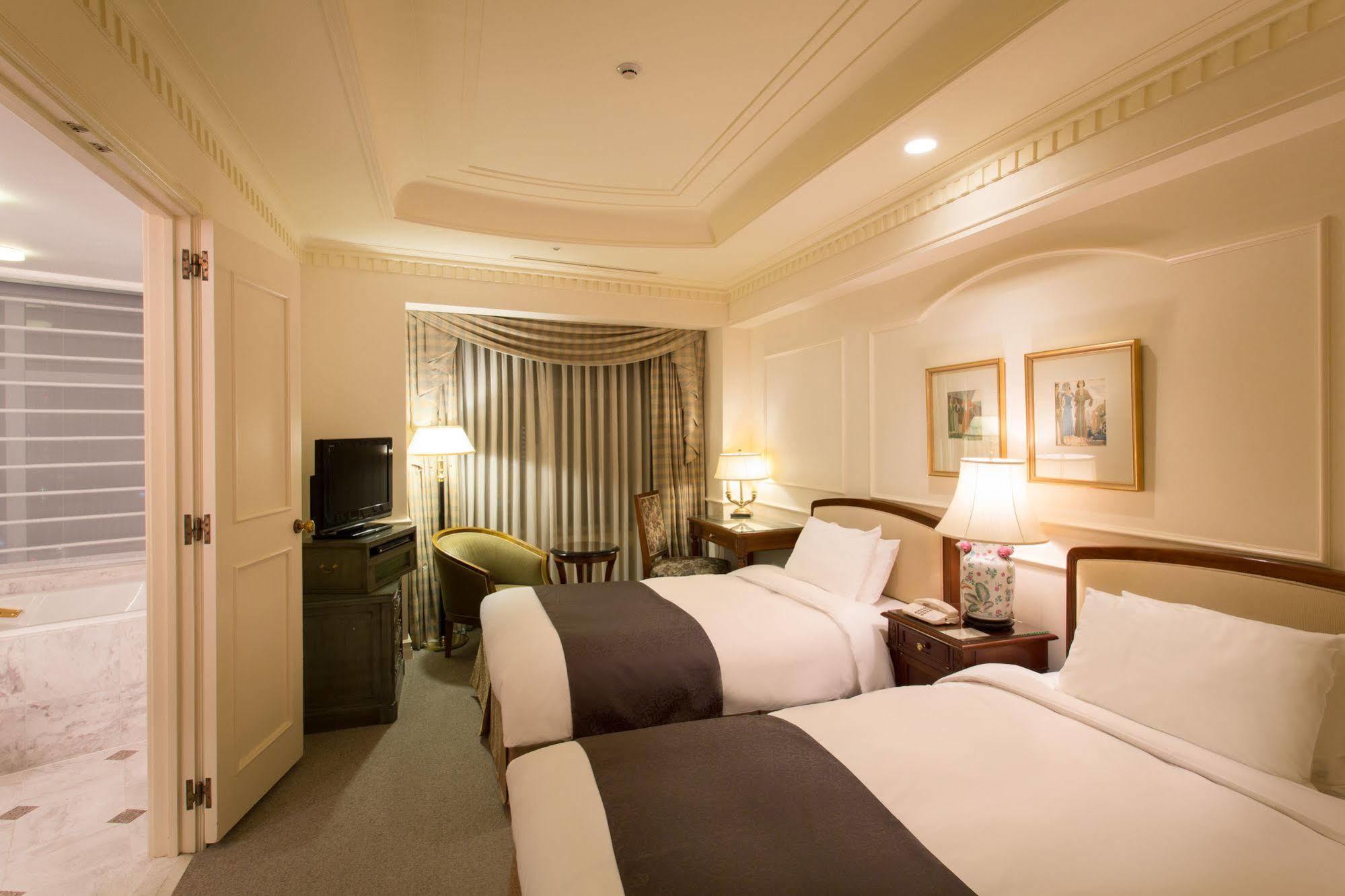 Hotel The Manhattan Chiba Dış mekan fotoğraf